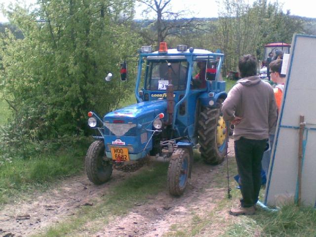 Závody traktůrků, Vyskeř 2008 > obr (15)